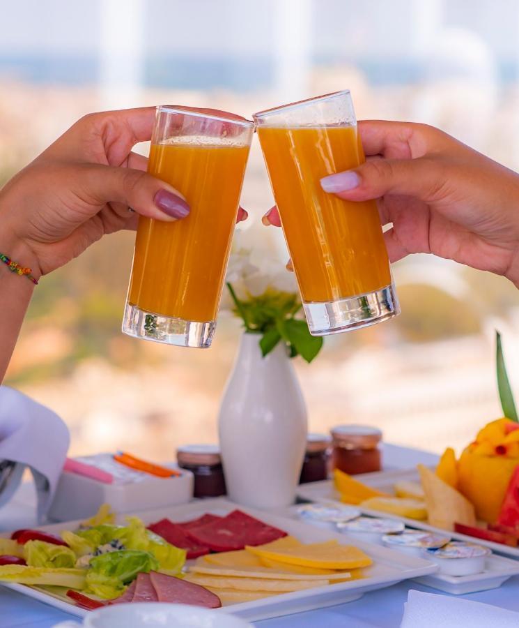موڤنبيك فندق 5*