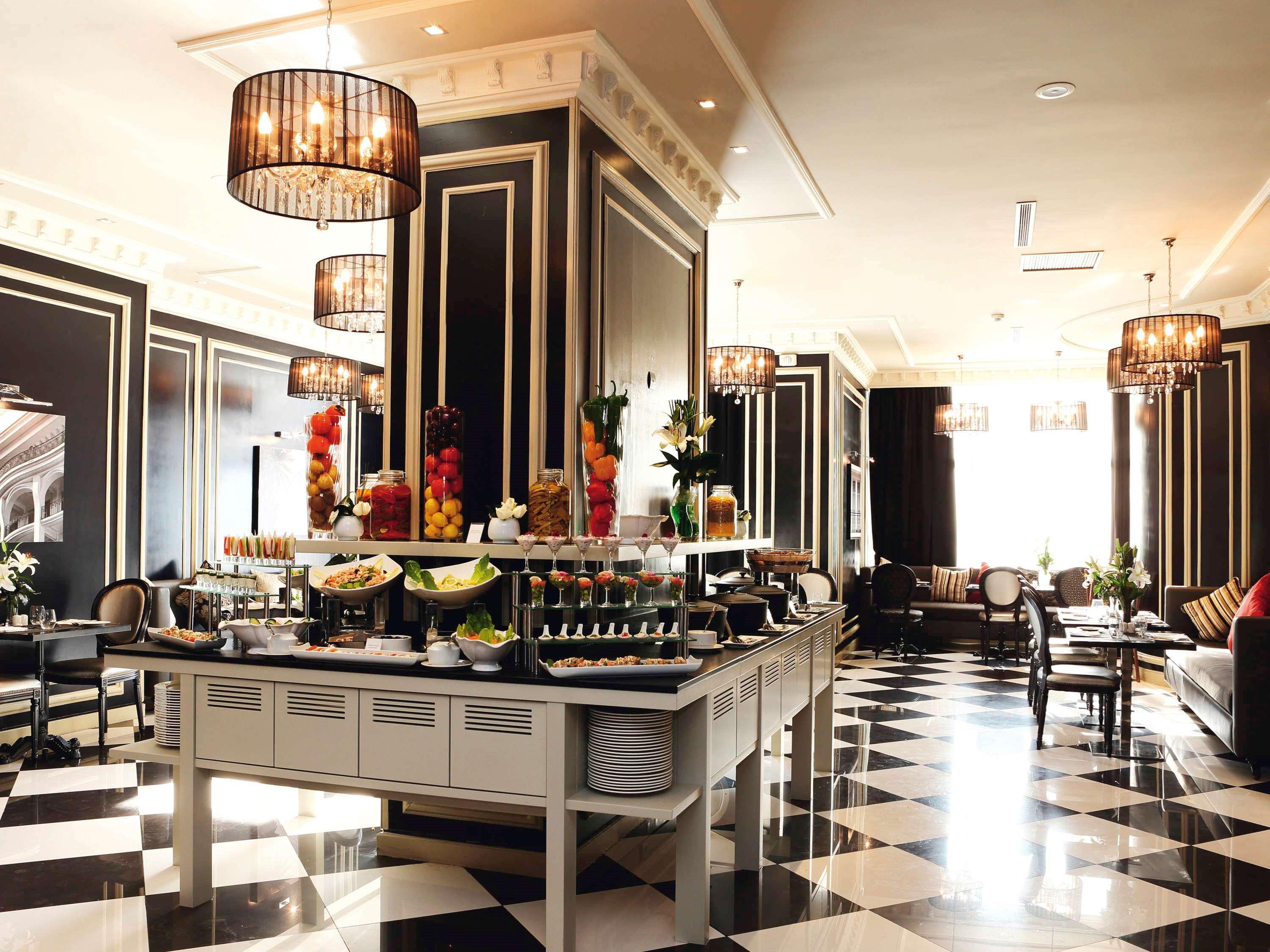 Moevenpick Hotel